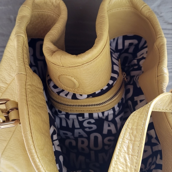 Bag - Picture 3 of 3